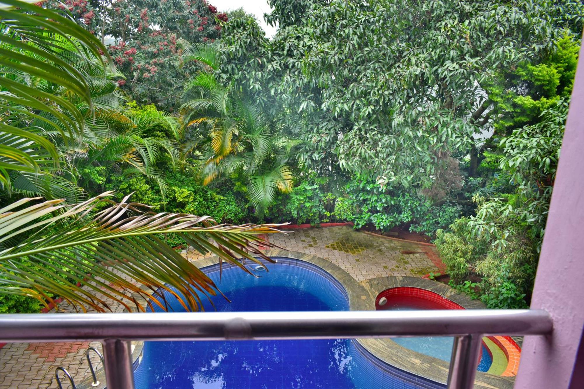 Dolphin Resort เยลาคีรี ภายนอก รูปภาพ